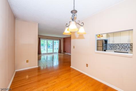 186 Larch Lane Mahwah NJ 07430