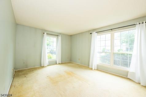 186 Larch Lane Mahwah NJ 07430