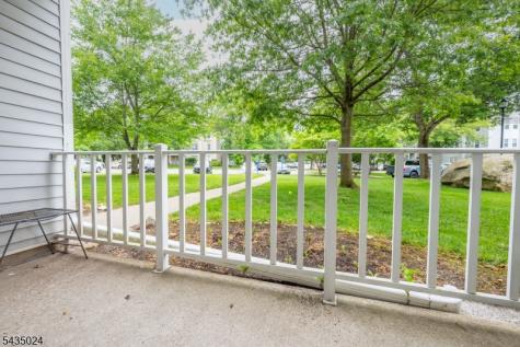 186 Larch Lane Mahwah NJ 07430