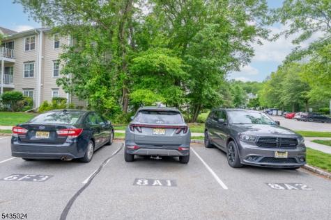 186 Larch Lane Mahwah NJ 07430