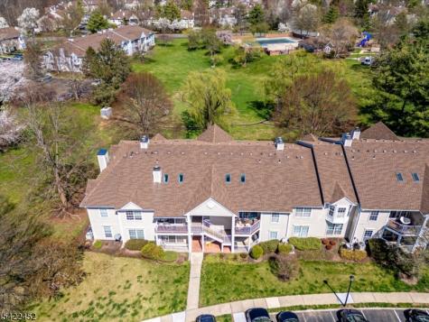 54 Lindsey Court Franklin NJ 08823