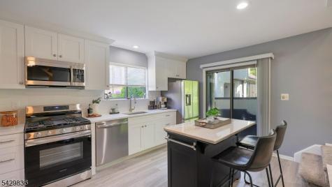 230 Arrowood Way Ondo Bernards NJ 07920