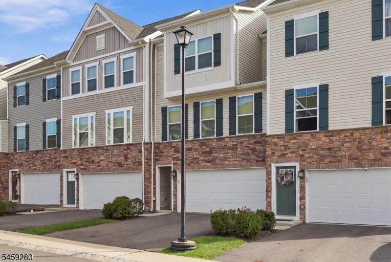 14 Clausen Court Mount Olive NJ 07828