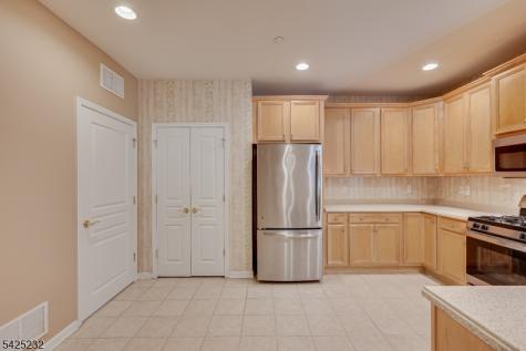 2108 Conrad Way Franklin NJ 08873
