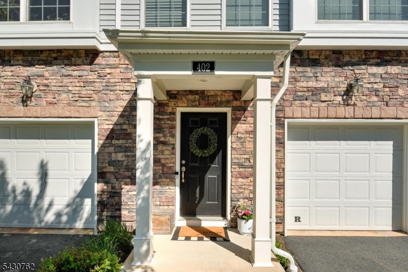 402 Saratoga Court Branchburg NJ 08876