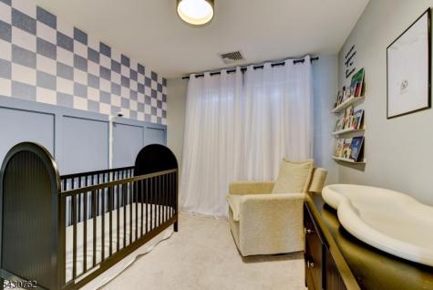 402 Saratoga Court Branchburg NJ 08876