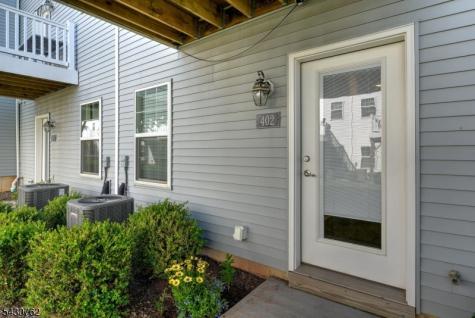 402 Saratoga Court Branchburg NJ 08876