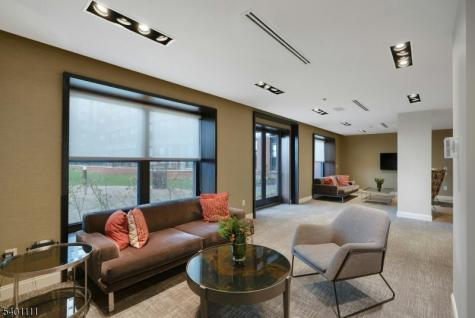 102 Christopher Columbus Drive Jersey City NJ 07302