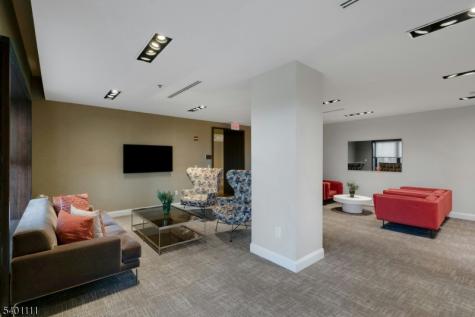 102 Christopher Columbus Drive Jersey City NJ 07302