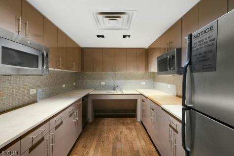 102 Christopher Columbus Drive Jersey City NJ 07302