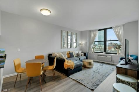 102 Christopher Columbus Drive Jersey City NJ 07302