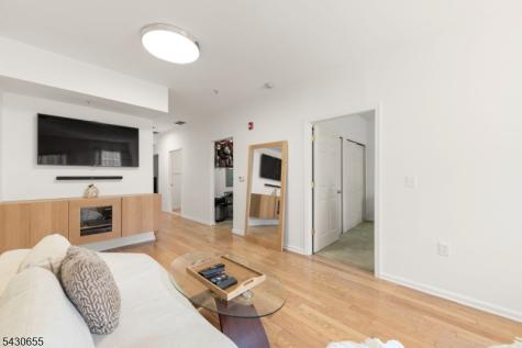 28 Matilda Avenue Franklin NJ 08873