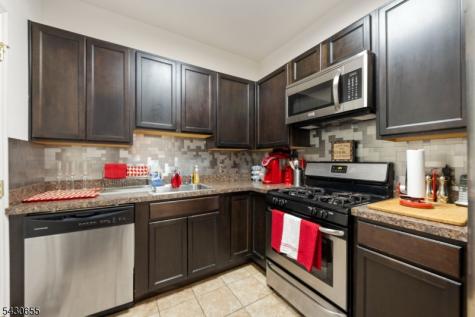 28 Matilda Avenue Franklin NJ 08873
