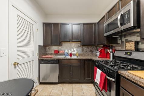 28 Matilda Avenue Franklin NJ 08873