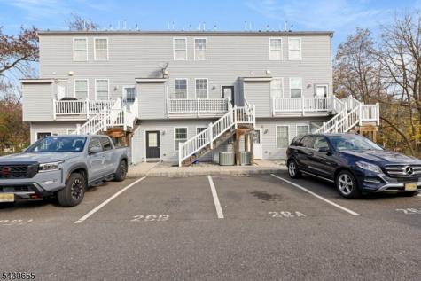 28 Matilda Avenue Franklin NJ 08873