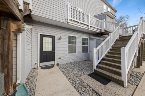 28 Matilda Avenue Franklin NJ 08873