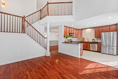 26 Birchwood Lane North Haledon NJ 07508