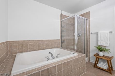 26 Birchwood Lane North Haledon NJ 07508