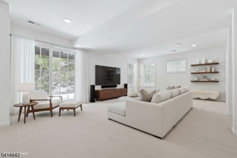 26 Birchwood Lane North Haledon NJ 07508