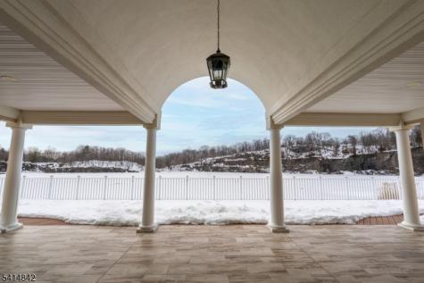 26 Birchwood Lane North Haledon NJ 07508
