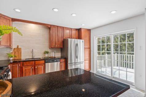 26 Birchwood Lane North Haledon NJ 07508