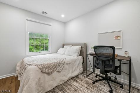 36 Stonyridge Drive Lincoln Park NJ 07035
