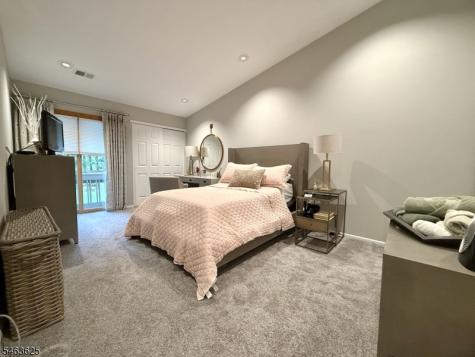 16 Karam Circle West Orange NJ 07052