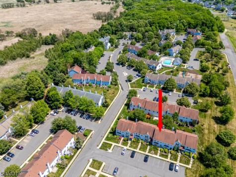 5 Heritage Square Sayreville NJ 08872