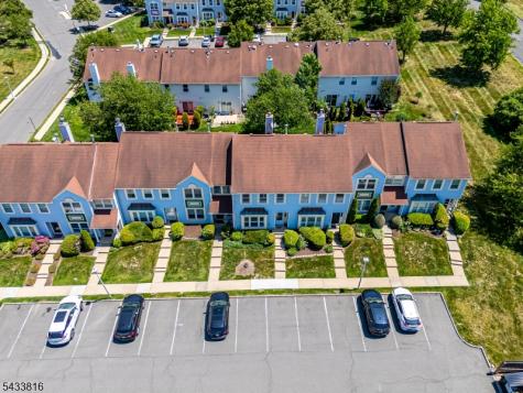 5 Heritage Square Sayreville NJ 08872