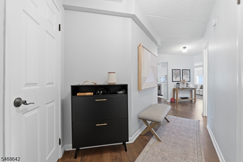 290 Anderdon Street Hackensack NJ 07601
