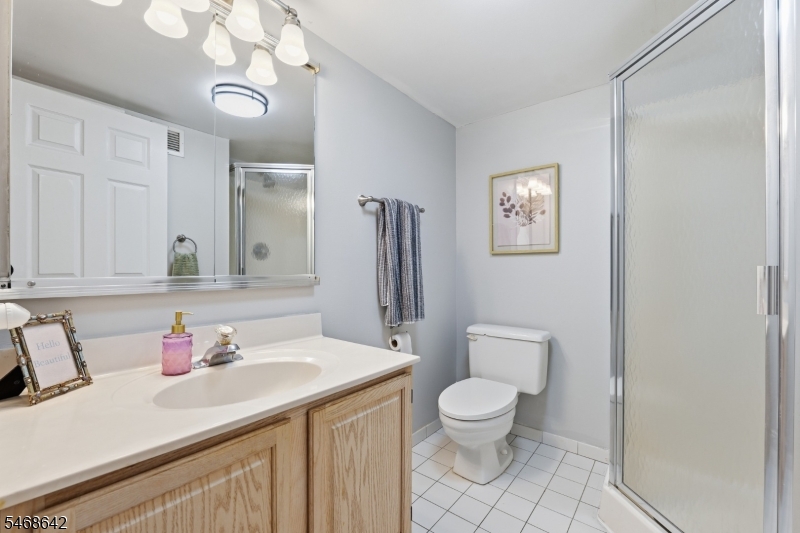 290 Anderdon Street Hackensack NJ 07601