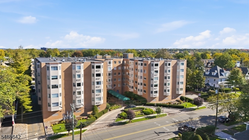 290 Anderdon Street Hackensack NJ 07601