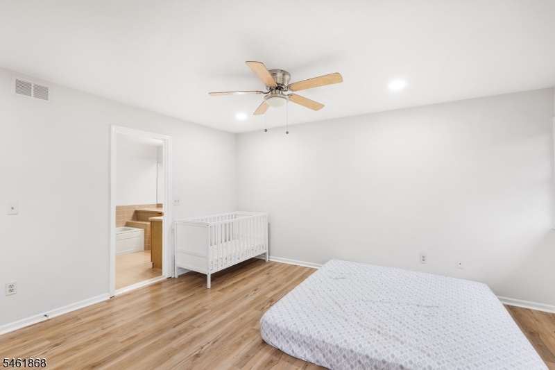 16 Stone Edge Road Bedminster NJ 07921