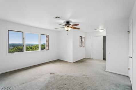 304 Heights Drive Haledon NJ 07508