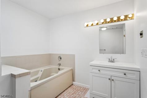 304 Heights Drive Haledon NJ 07508