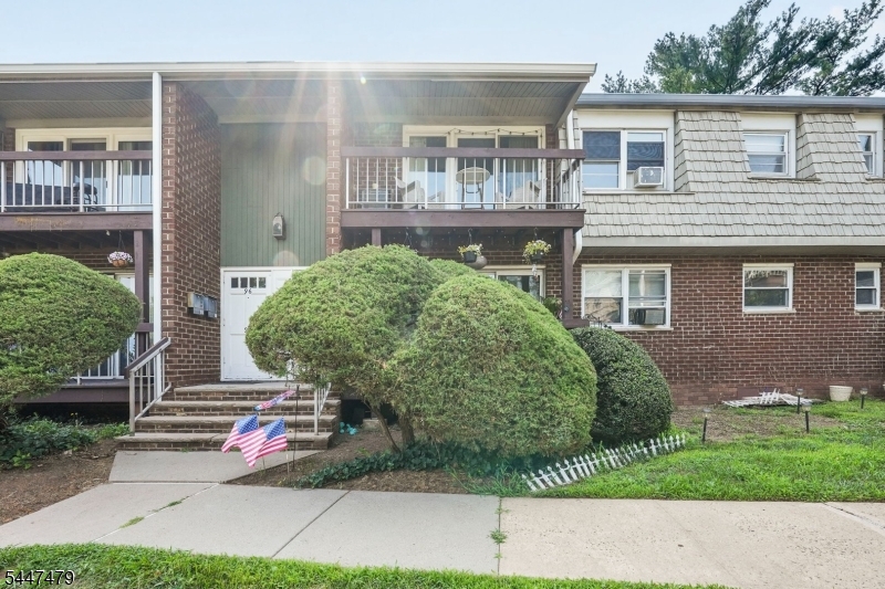 34 Deanna Drive Hillsborough NJ 08844