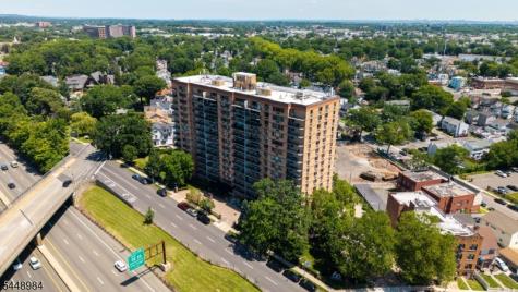 60 Parkway Drive East Orange NJ 07017