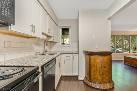 107 Westchester Terrace Clinton NJ 08801