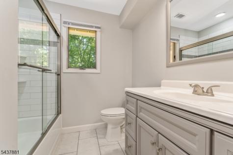 107 Westchester Terrace Clinton NJ 08801