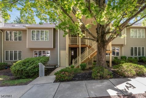 107 Westchester Terrace Clinton NJ 08801
