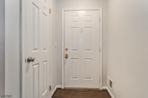 107 Westchester Terrace Clinton NJ 08801