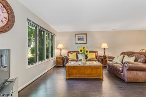 107 Westchester Terrace Clinton NJ 08801
