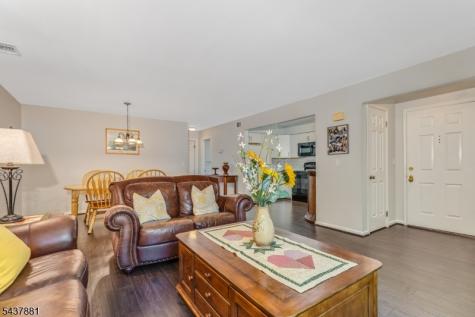 107 Westchester Terrace Clinton NJ 08801