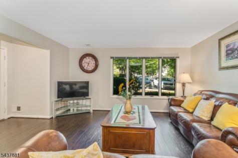 107 Westchester Terrace Clinton NJ 08801
