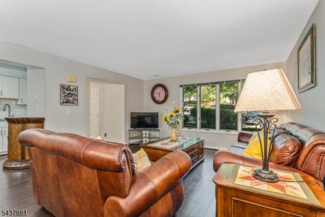107 Westchester Terrace Clinton NJ 08801