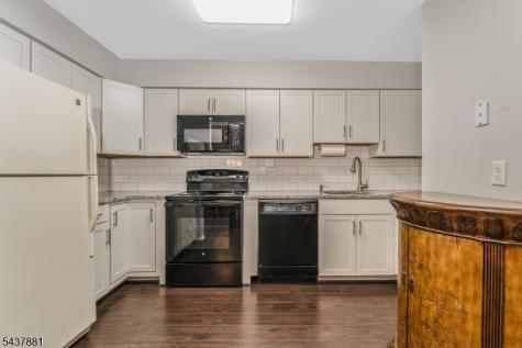 107 Westchester Terrace Clinton NJ 08801
