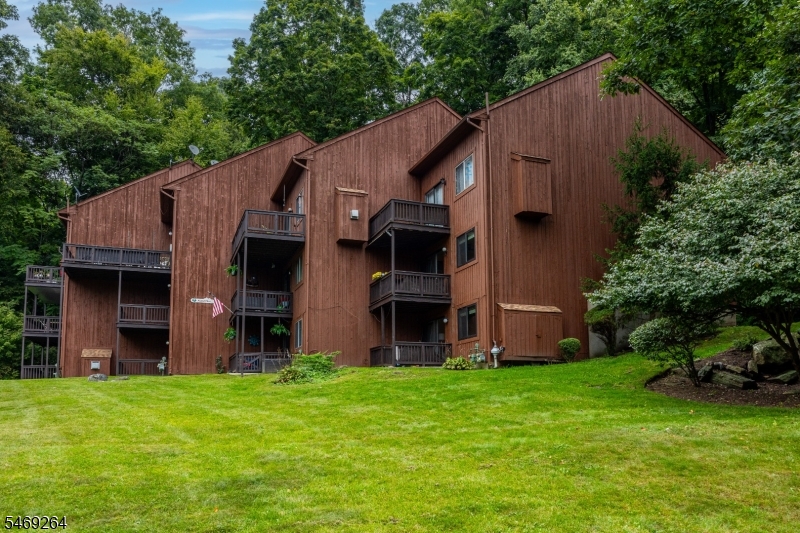 7 Augusta Drive Vernon NJ 07462