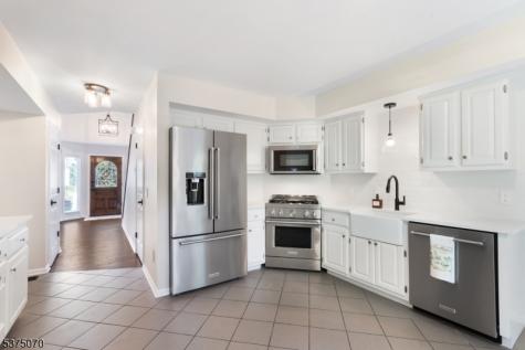 26 W Main Street Mendham NJ 07945