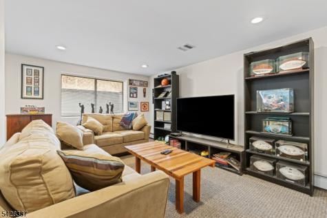 25 Flintlock Terrace Rockaway NJ 07866