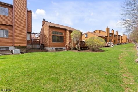 25 Flintlock Terrace Rockaway NJ 07866